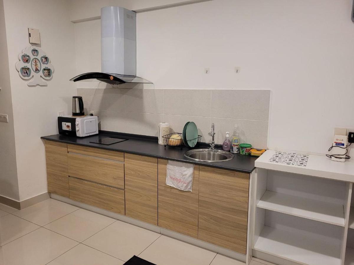 Mha 19 Evo Sulte Soho Bandar Baru Bangi Free Netflix And Wifi * Kampong Sungai Ramal Dalam